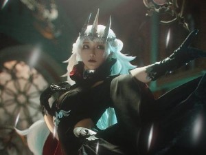 爆裂魔女阵容新手前期无解（打败敌人，升级你的阵容）